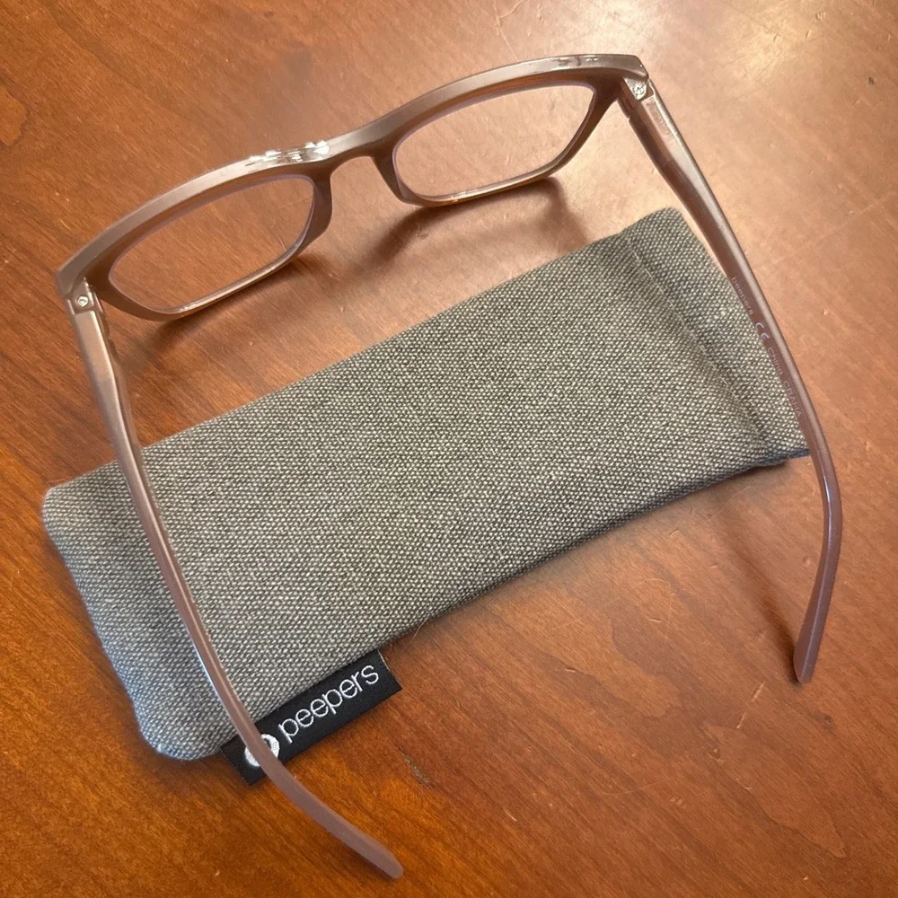 Peepers Foxy Mama reading glasses +1.25 pink sparkle glitter EUC case included
